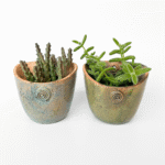 Ceramic wall pot with crackle glaze in blue and green, 10cm.
